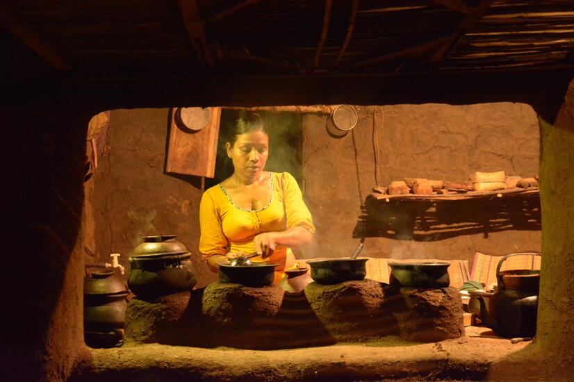 An authentic "Kamatha" dinner cooked in the traditional island style. travel luxury island sri lanka experience gastronomy ulagalla