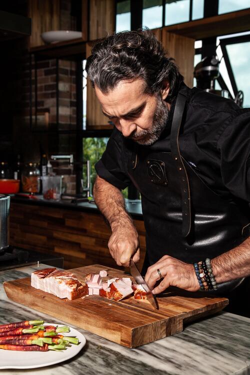 Pedro Fernandez is passionate about cooking from the heart for others. one day a friend came and asked me to organize his 40th birthday party and cook for him. The event became a success and people started asking me what my company was called and I didn't have a company or a name or anything. And then I told them my name was "The chef is back".