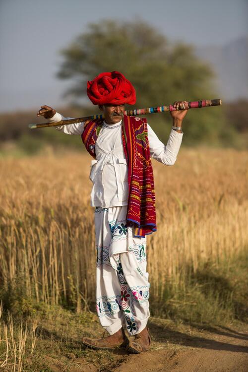 Man wearing the classic Rajasthani turban. luxury travel Rajasthan India