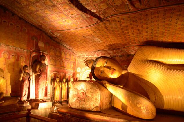 travel luxury island sri lanka spirituality history dambulla buddha temple.