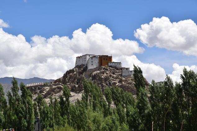 The monastery of Thiksey, at an altitude of 3,600 meters, was built 600 years ago. travel luxury remote luxury ladakh india monastery thiksey