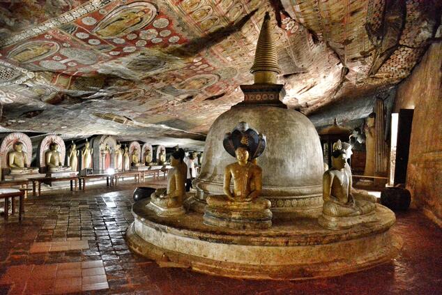 travel luxury island sri lanka spirituality history dambulla buddha temple.