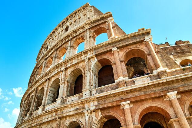 luxury travel italy grand tour colosseum rome.