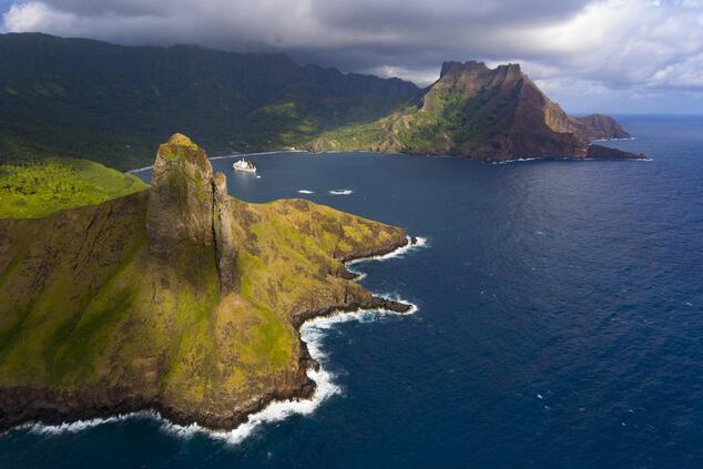 Unlike other Polynesian islands, the landscape of the Marquesas is made up of bays and large cliffs. luxury cruise polynesia marquesas islands Aranui