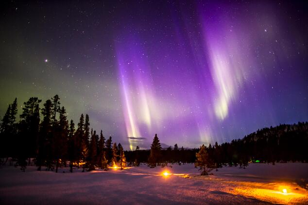 Contact with oxygen or nitrogen in the Earth's atmosphere is what causes the color of the auroras to vary. luxury aurora borealis trip sweden
