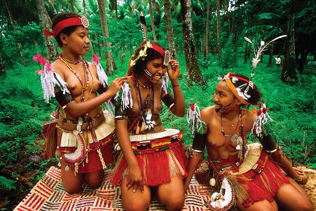 papua new guinea remote travel.