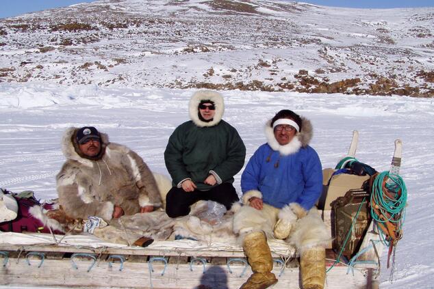 Francesc Bailón with the Inuit hunters of northwest Greenland. inuit hunters greenland