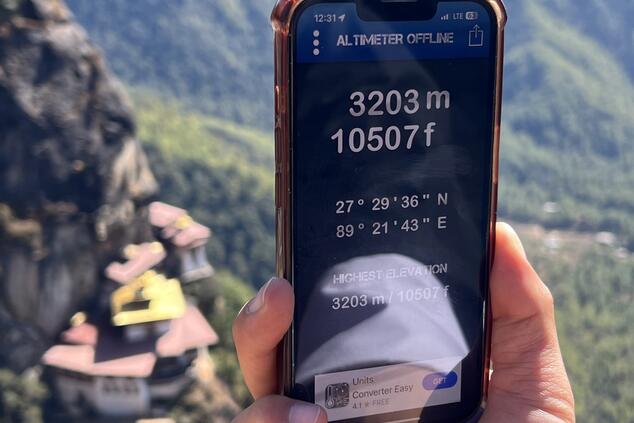Altitude measurement over the Tiger's Nest