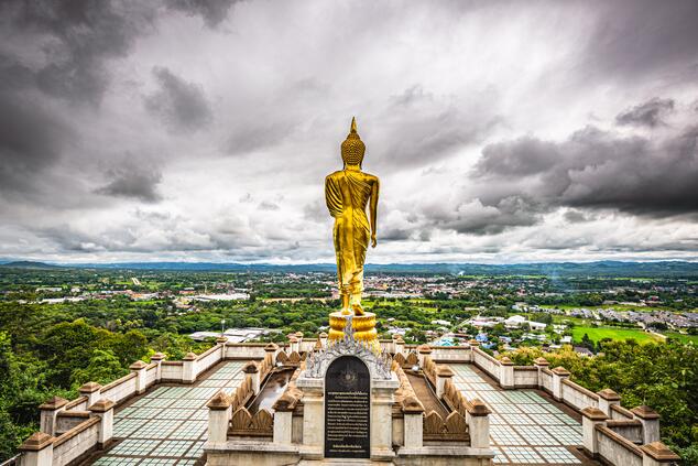 Wat Phrathat Khao Noi is a Buddhist temple located in the northern region of Thailand.