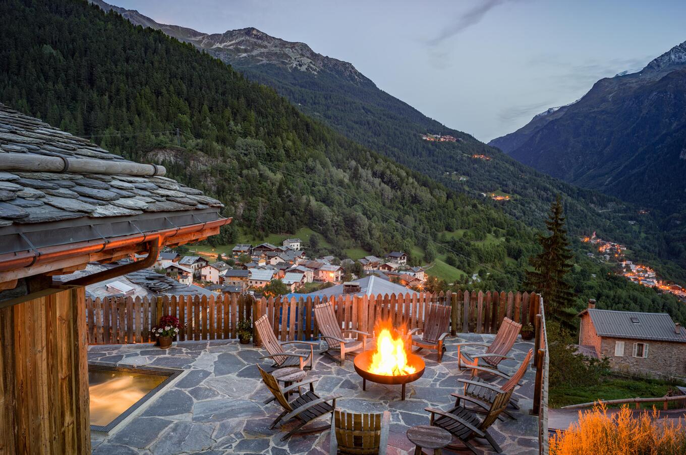 luxury skiing experience Chalet Pelerin French Alps