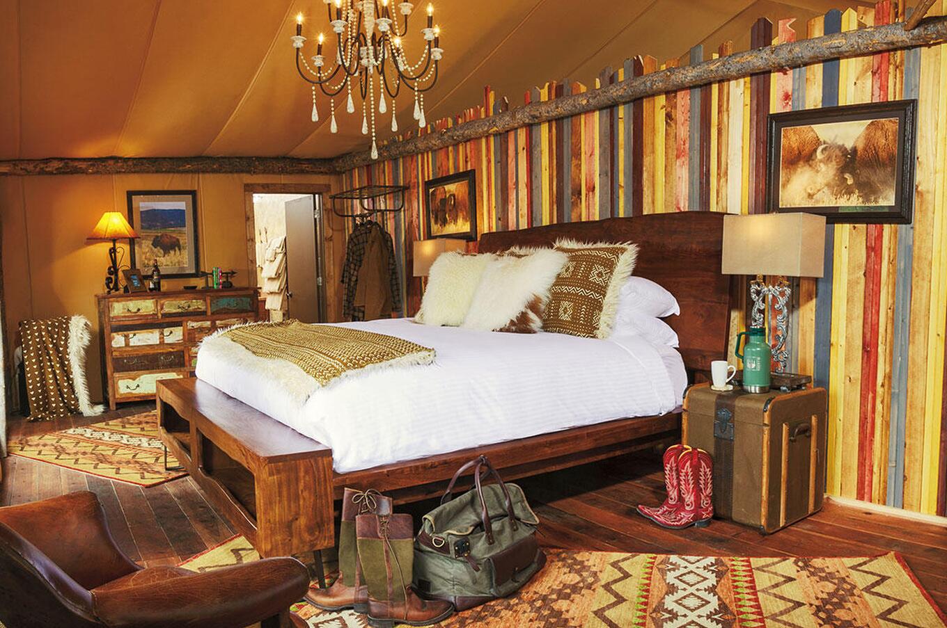 The experience of sleeping in luxury cowboy-style tents at Paws Up Camp. luxury family trip american west experience paws up camp