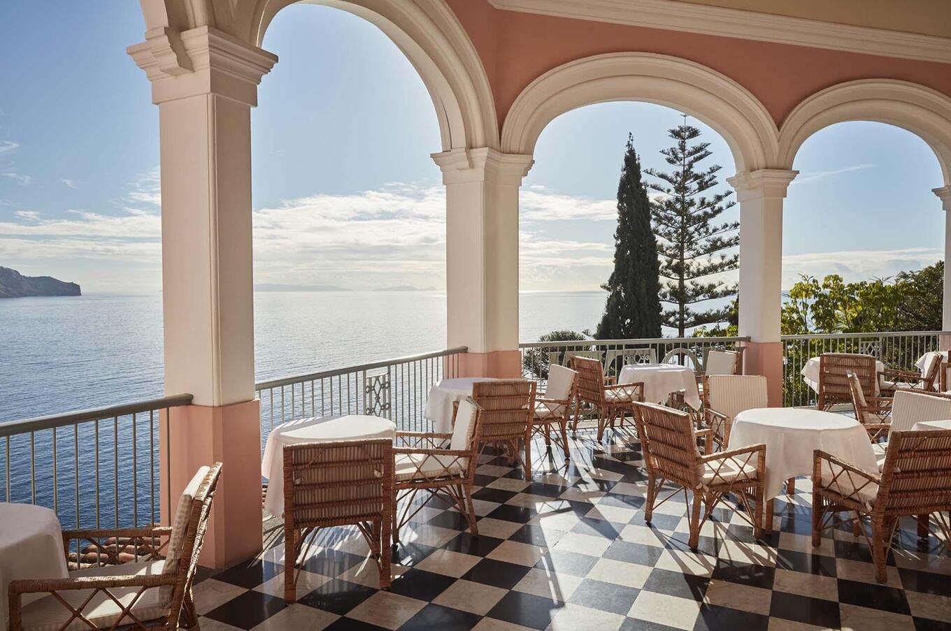 travel luxury madeira hotel reid's palace
