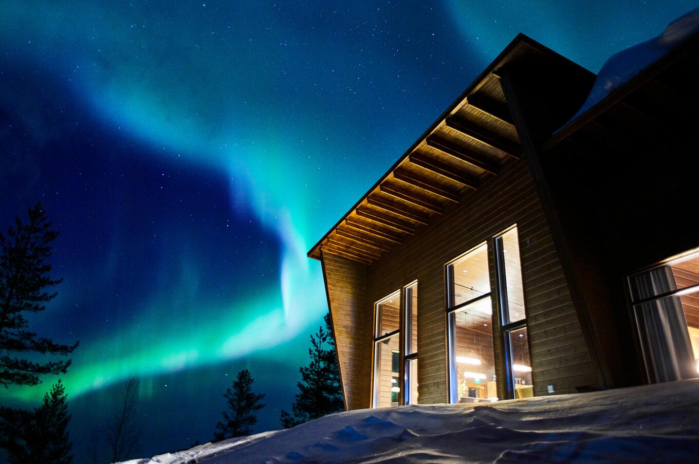 luxury aurora borealis lapland octola trip
