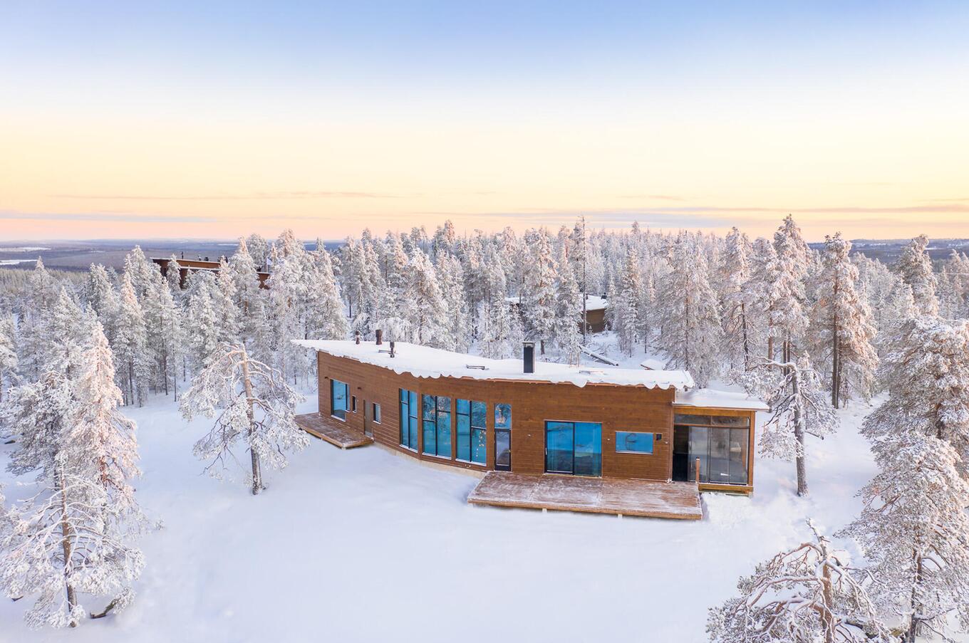 luxury aurora borealis lapland octola trip