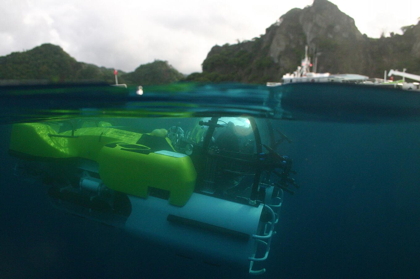 submersible Deep See Ofer Ketter