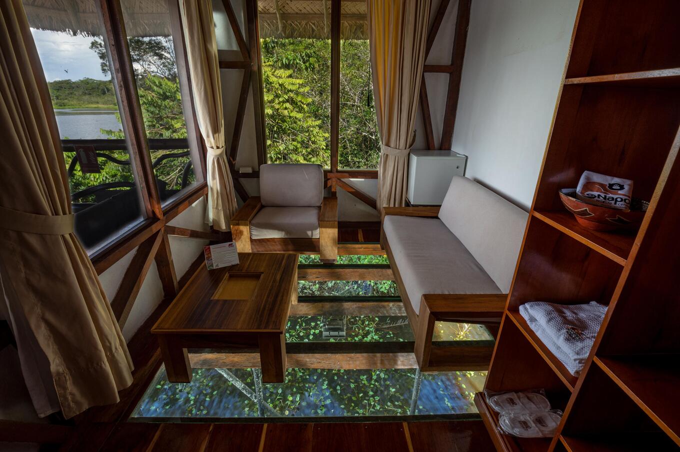Glass-floored cabin on the Añandu lagoon