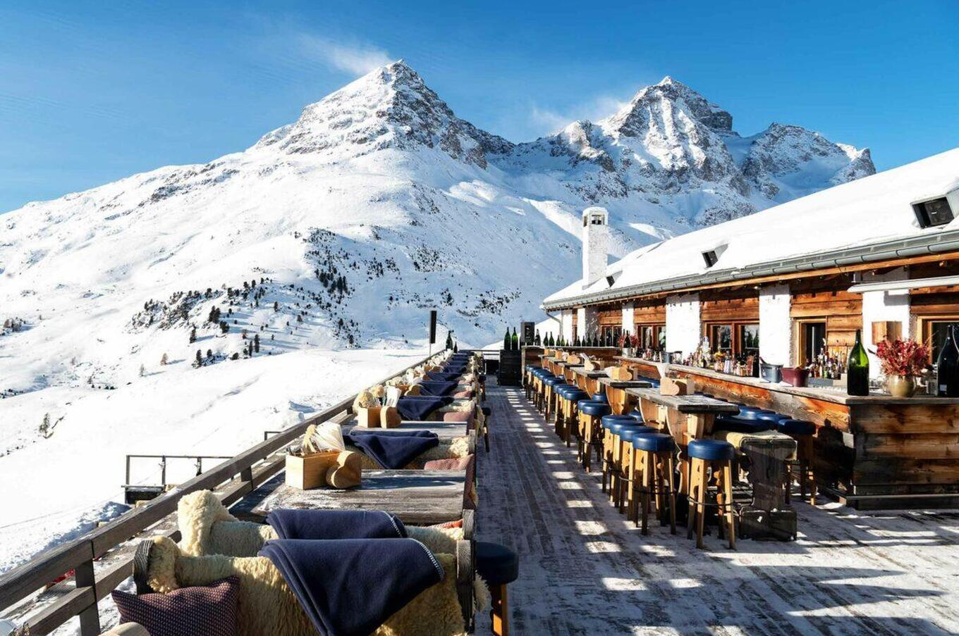 The terrace of the Paradiso restaurant, perfect for lunch and a drink during a break from the downhill slopes.