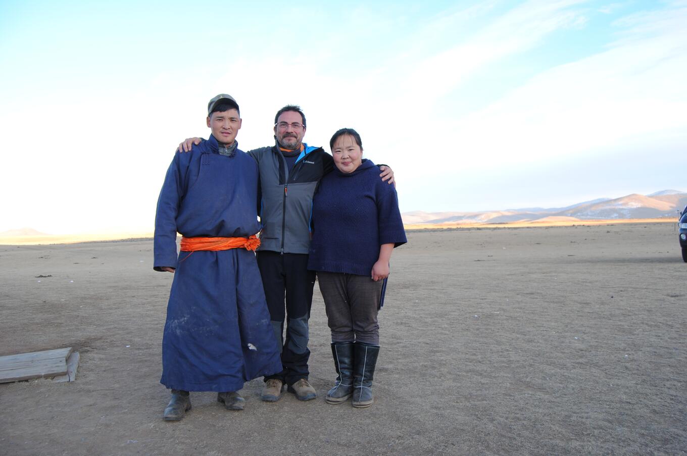 After the Arctic, Mongolia is Francesc Bailón's favorite destination. In this image, with the nomads of the Gobi desert.
